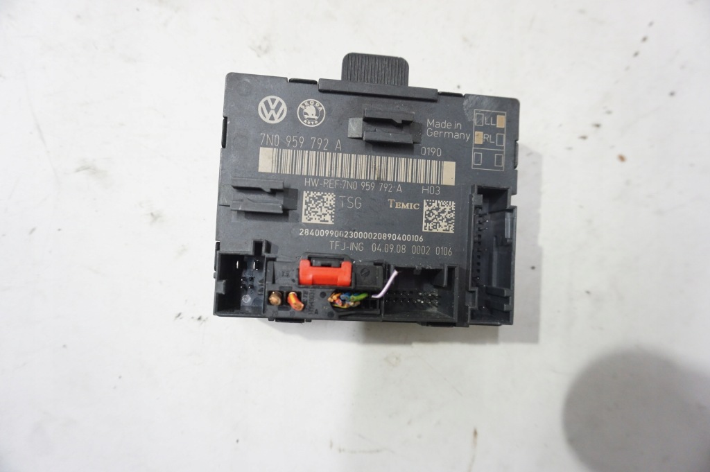 фото №1, Модуль блок управления дверь 7n0959792a volkswagen audi seat skoda