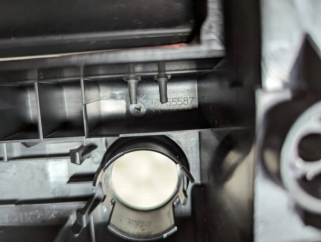 фото №7, Volvo s60 ii v60 i 2010-2018 подлокотник туннель среднего