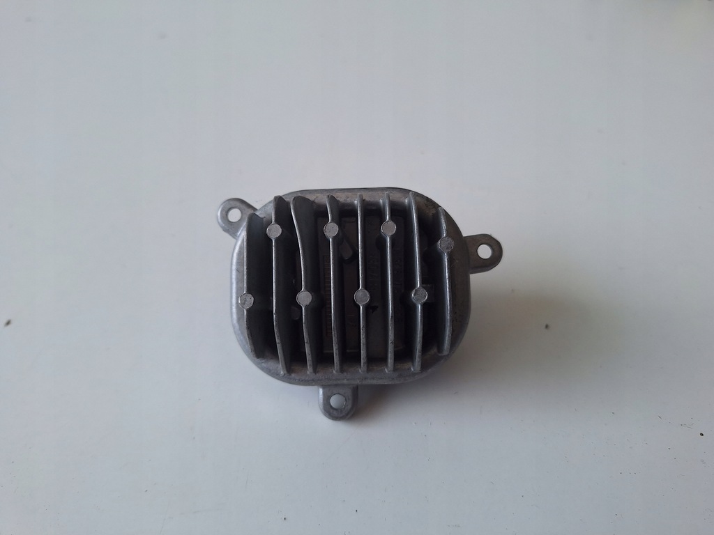 фото №1, Audi a4 b9 8w модуль преобразователь led 1305715395 оригинал