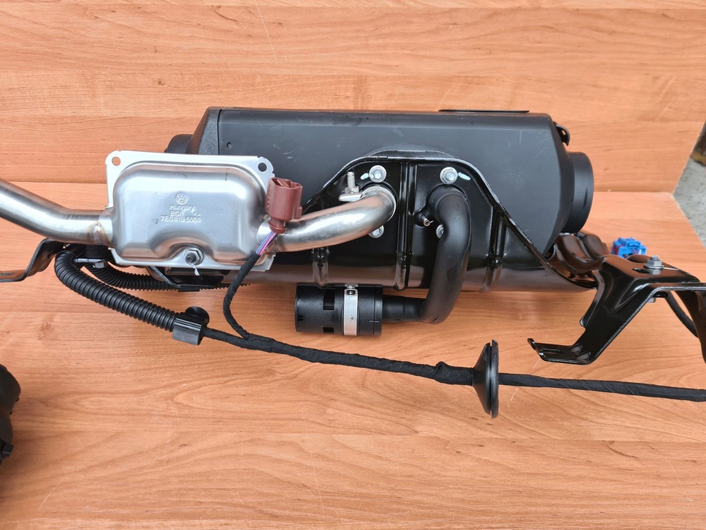 фото №11, Vw t6 7la multivan 2n0819008d eberspacher m2 d4a 12v дизель 2023r.