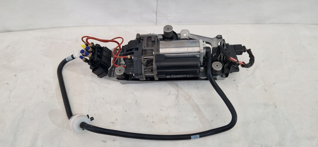 фото №1, Porsche taycan компресор підвіска новий