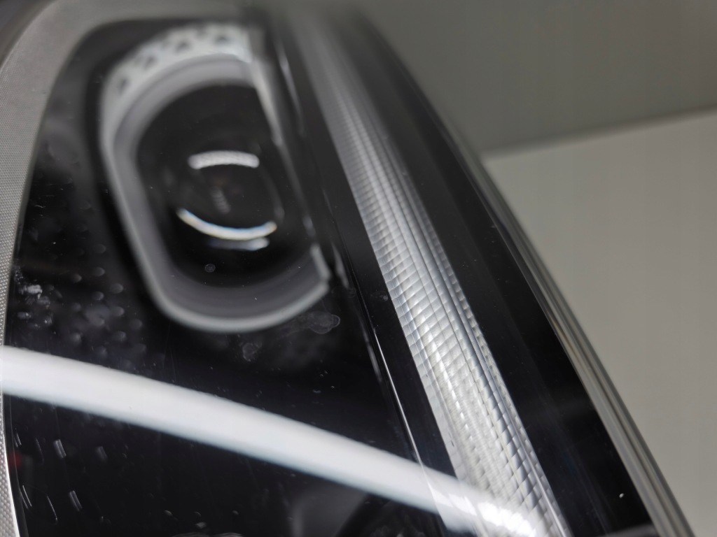 Vw id4 id.4 2024 фара права комплектна full led 11k941036d америка Недорого