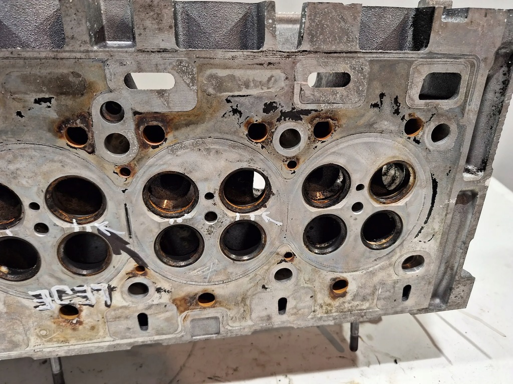 фото №6, Головка пошкоджена 8200408642 renault master ii 2.5dci 04-