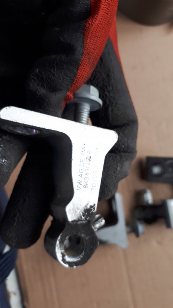 фото №7, A4 b8 s4 петля петли дверь правый задняя lx7w