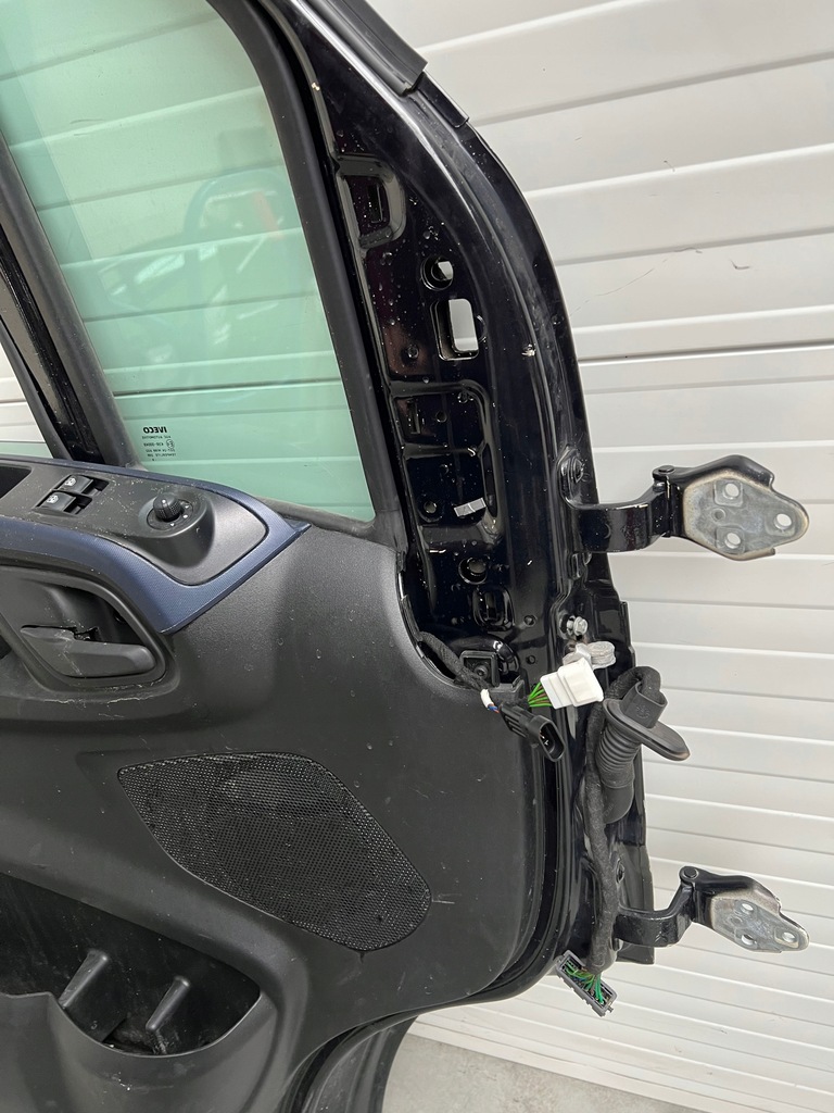 фото №9, Дверь левый перед iveco daily iv