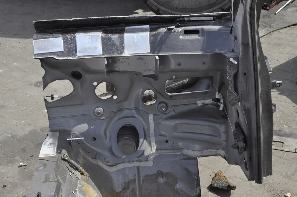 фото №8, Porsche macan чверть лонжерон права правий перед підкрилок