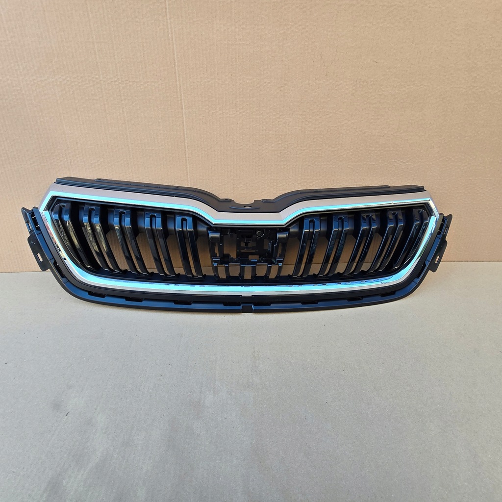 фото №1, Skoda kamiq решётка радиатора решётка радиатора перед передняя