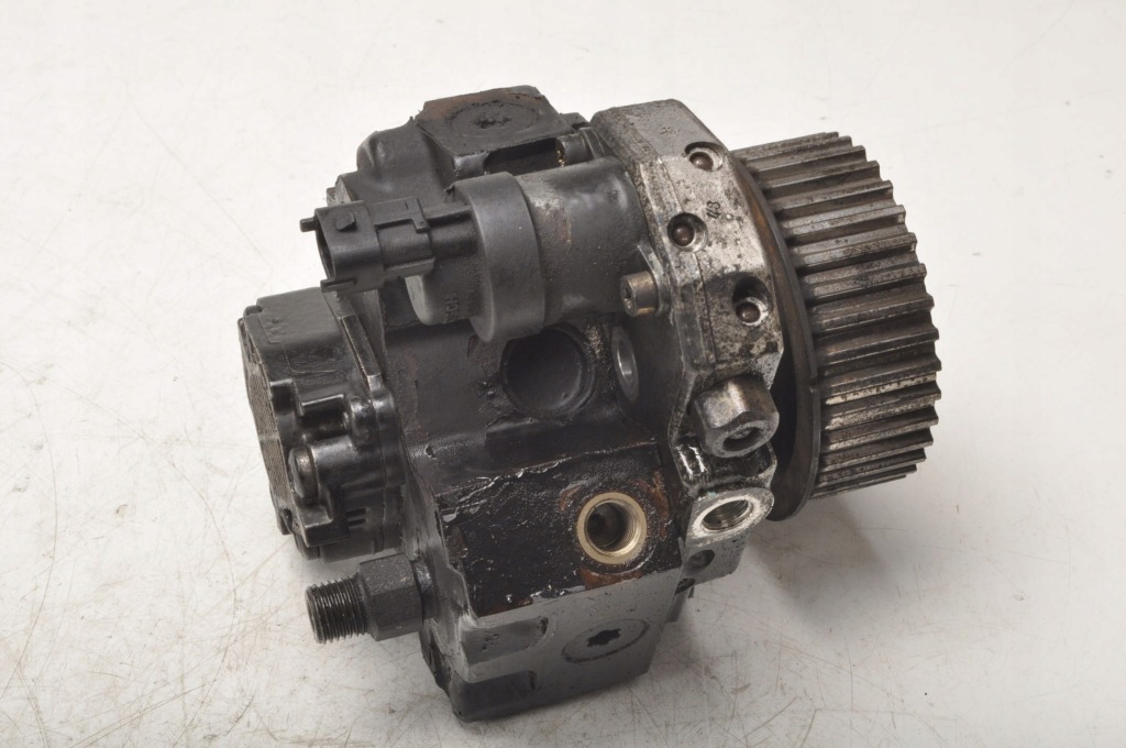 фото №1, Chrysler grand voyager iv 2.5 насос впрыскная