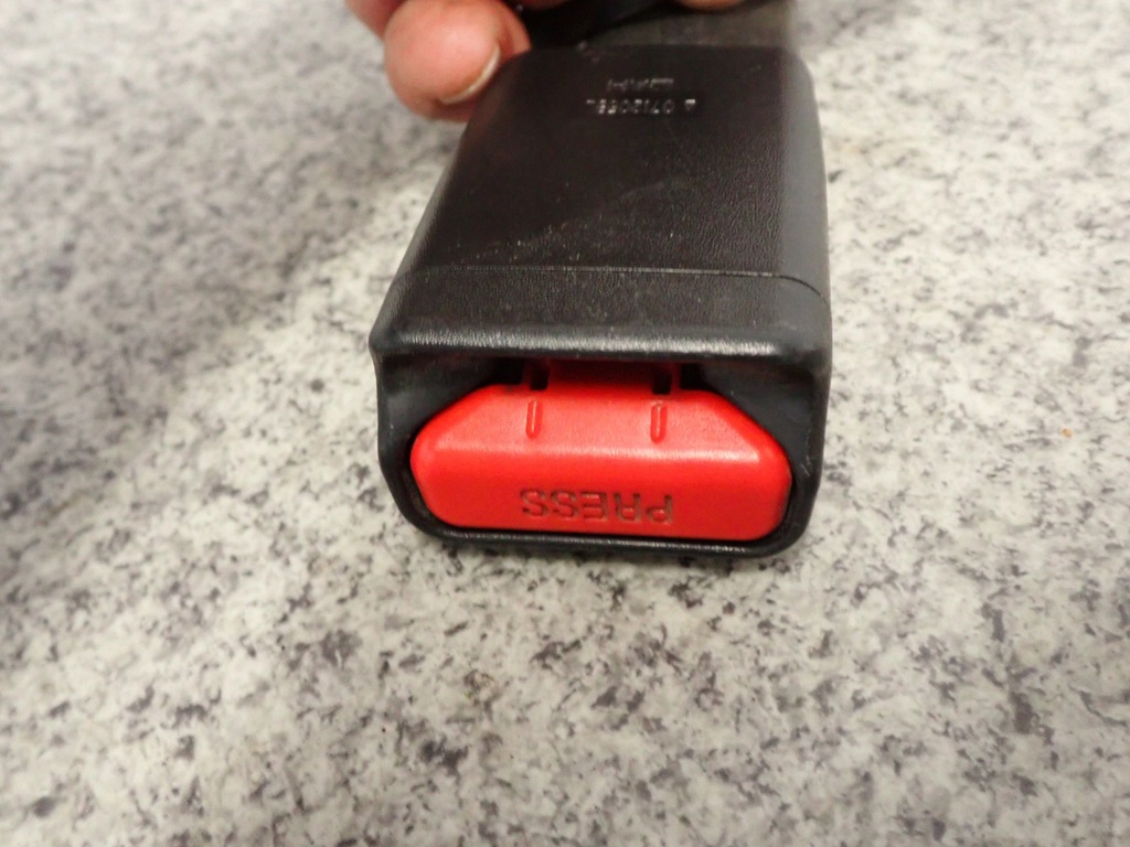 фото №4, Nissan xtrail t31 07- клипса поперечина передняя правая