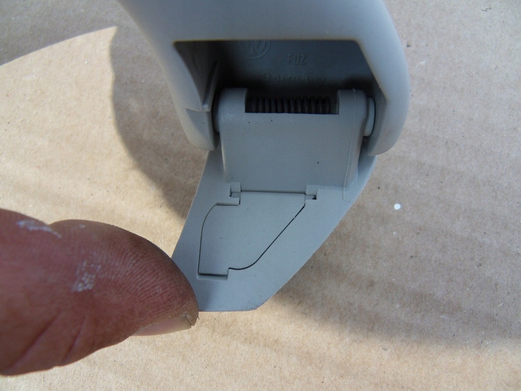 фото №14, Ручка кронштейн потолочный vw golf v plus комплект