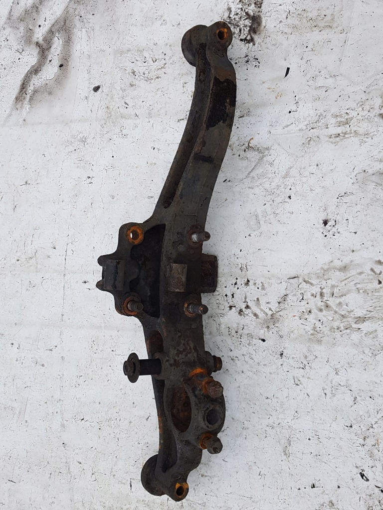 фото №1, Delfin міст кронштейн подушок правий man tgm