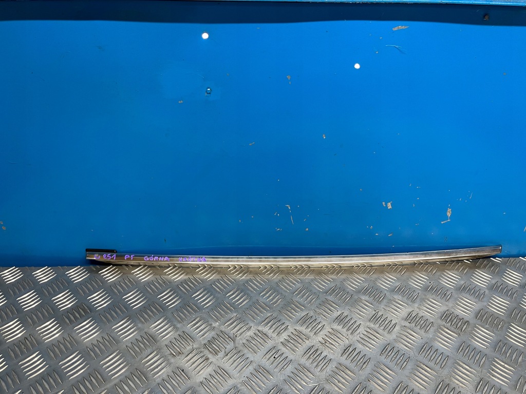 фото №1, Mercedes w251 молдинг дверь правый задняя хром