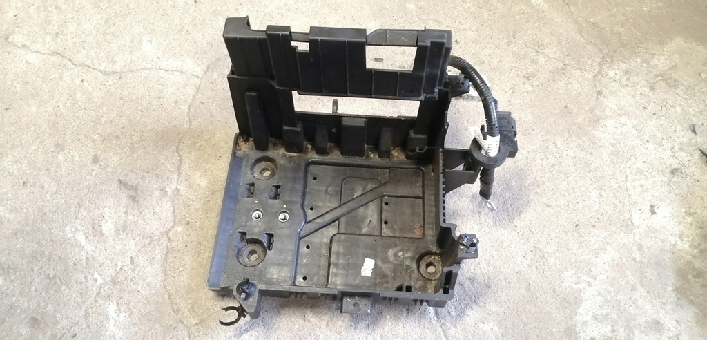 фото №1, Opel karl основа акумулятор