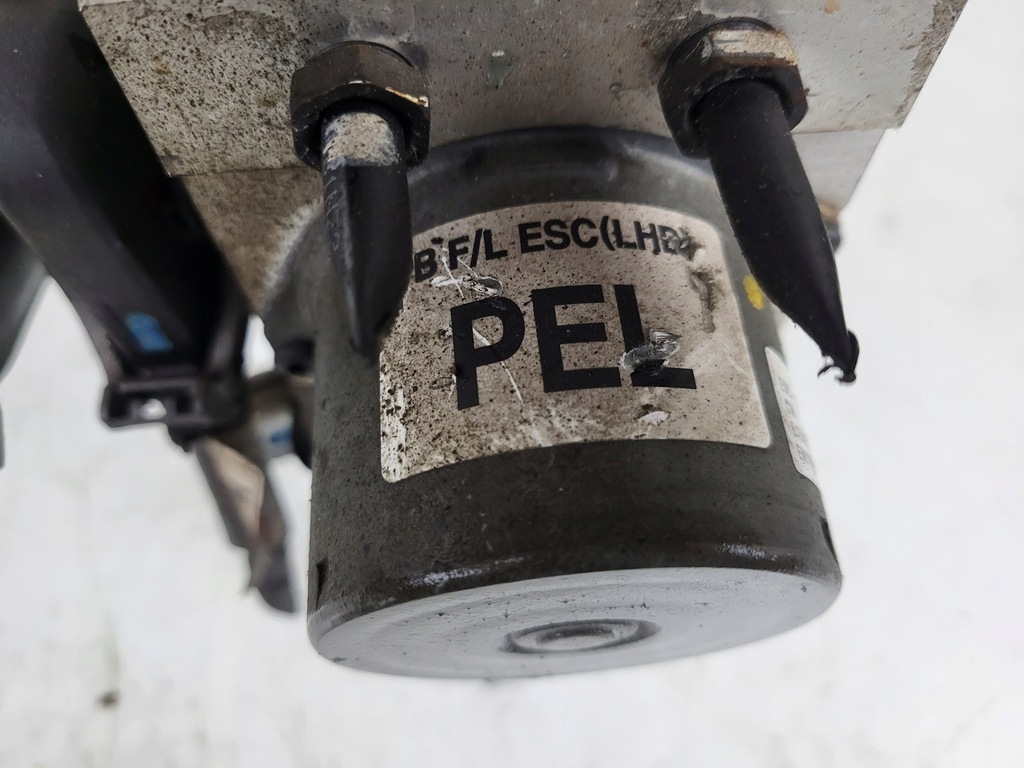 фото №8, Hyundai i20 lift 12r насос abs europa