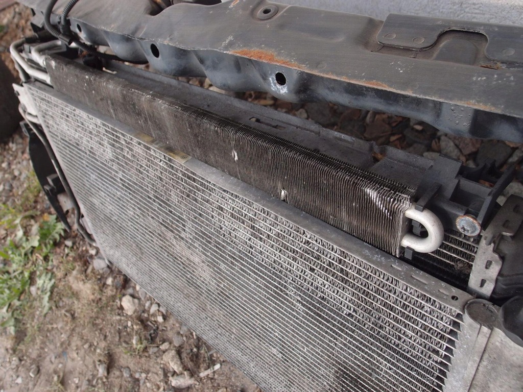 фото №7, Pas передній радіатор vw transporter t5 2.5 tdi