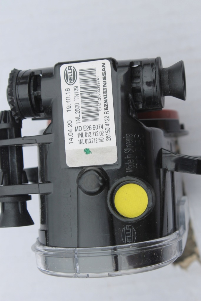 Renault nissan протитуманна фара led drl 26150 4122 r Доставка