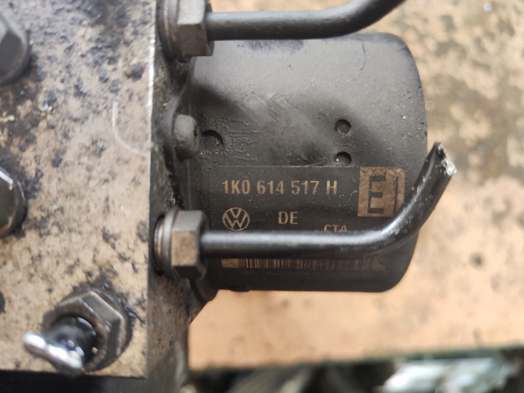 Vw touran i 2.0 tdi насос abs блок управления 1k0614517h Оригинал