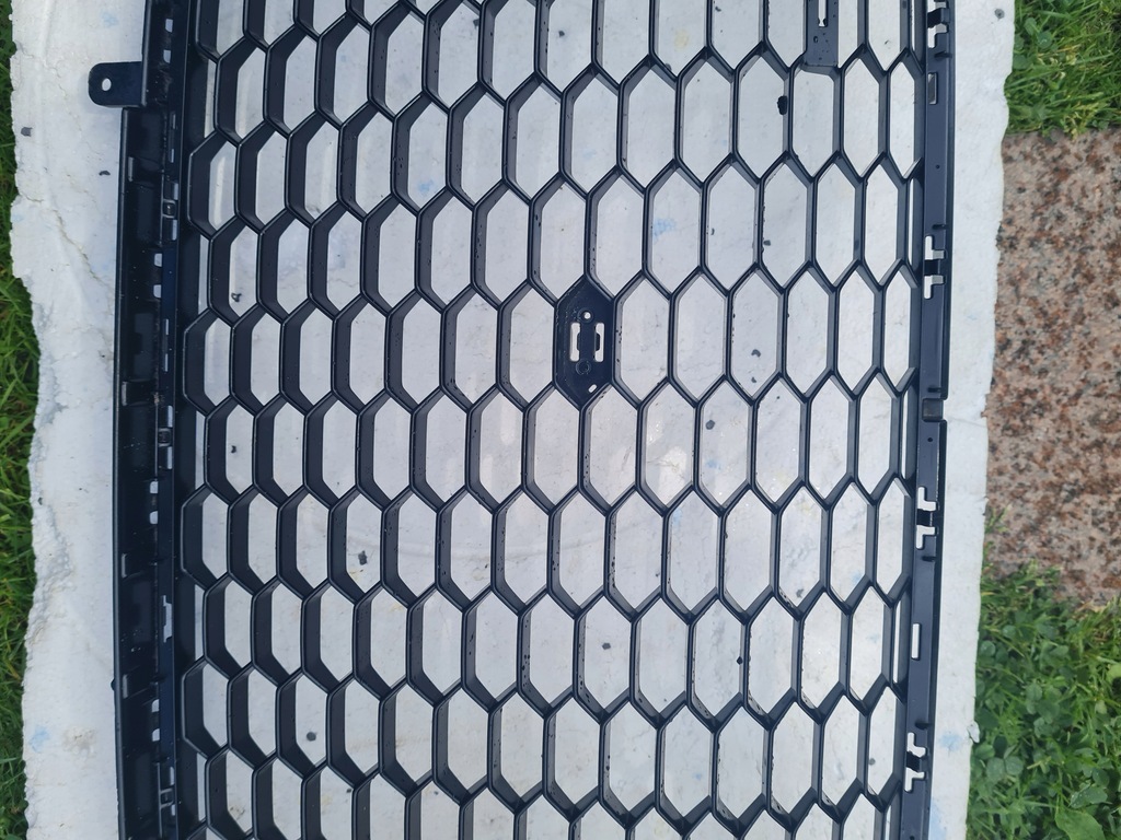 фото №12, Решётка радиатора бампера audi r8 4s0 853 653 d