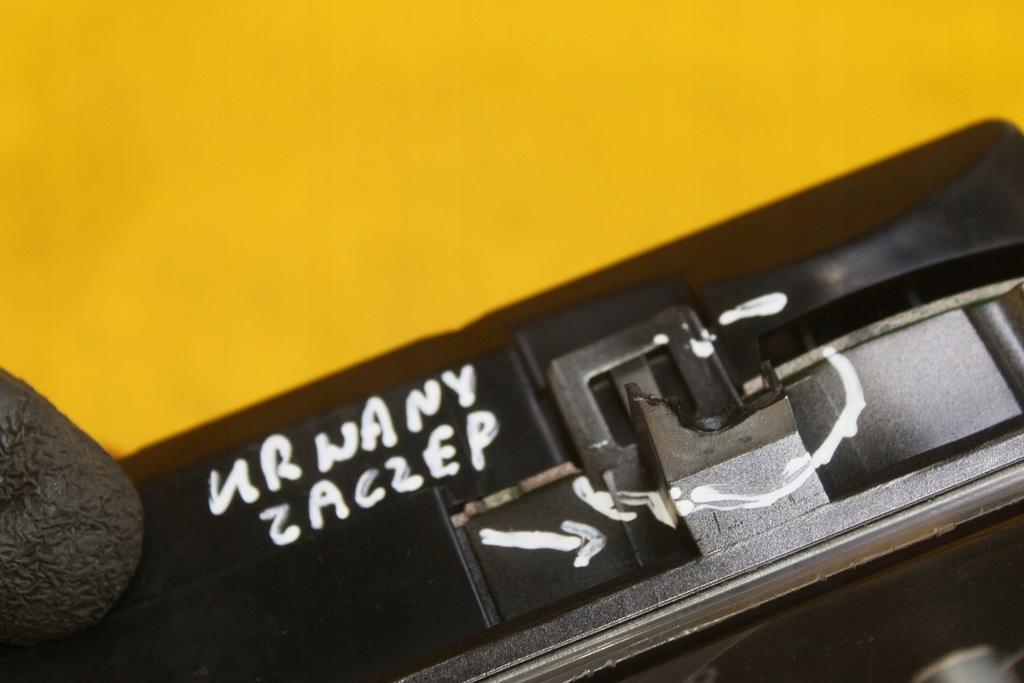 фото №8, Счетчик приборная панель ford galaxy 2.8 b 7m5920820l