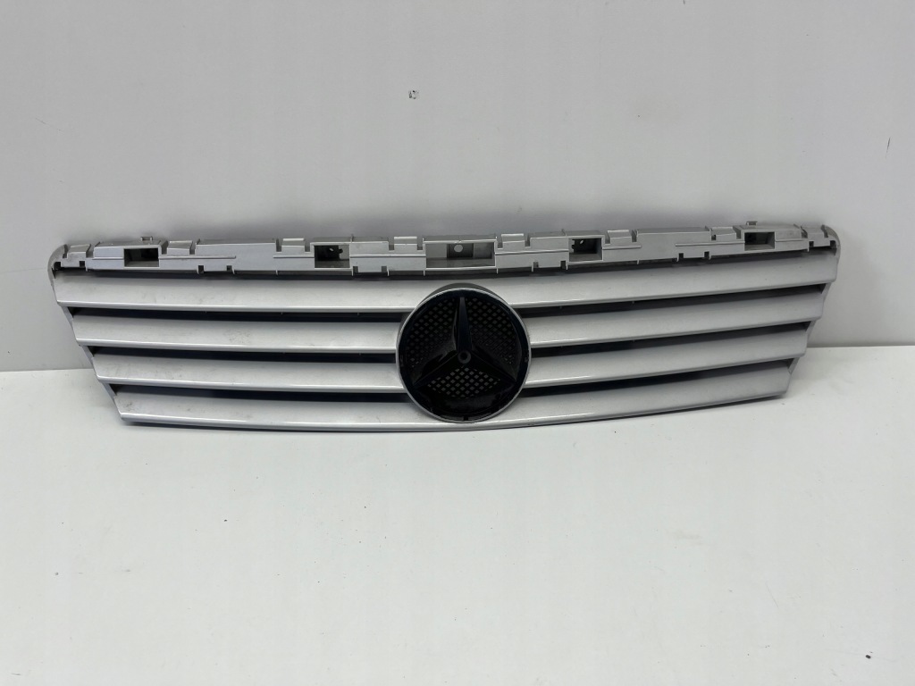 Купити Решітка радіатора решітка радіатора mercedes a w168 a1688801283