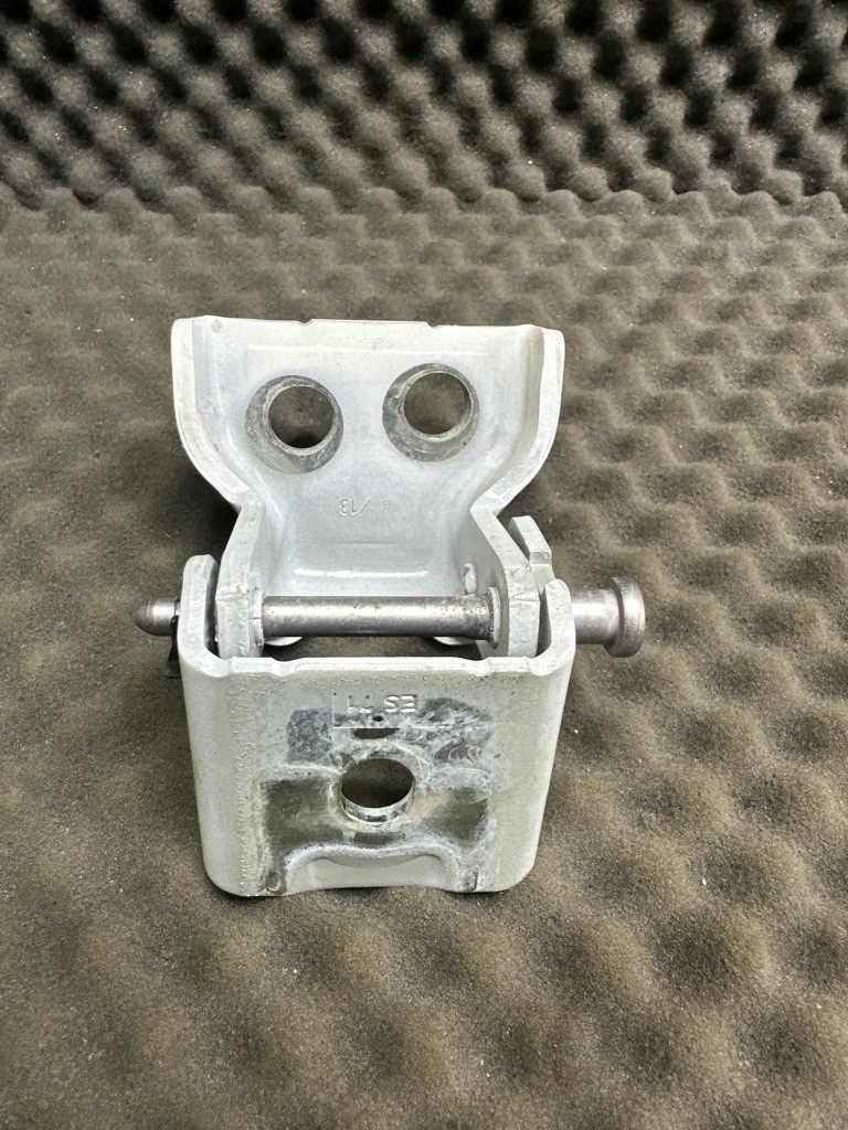 фото №2, Петля двері правий перед peugeot