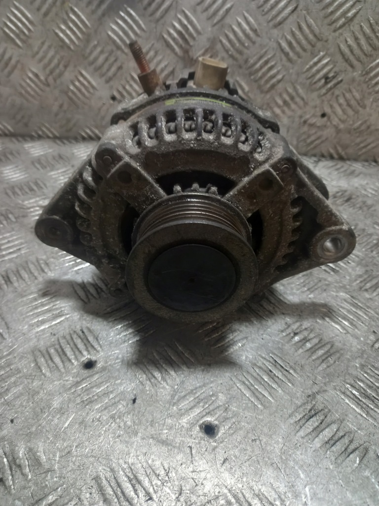 Генератор toyota auris 1.4 d4d denso 2007 1042104101 в Україні