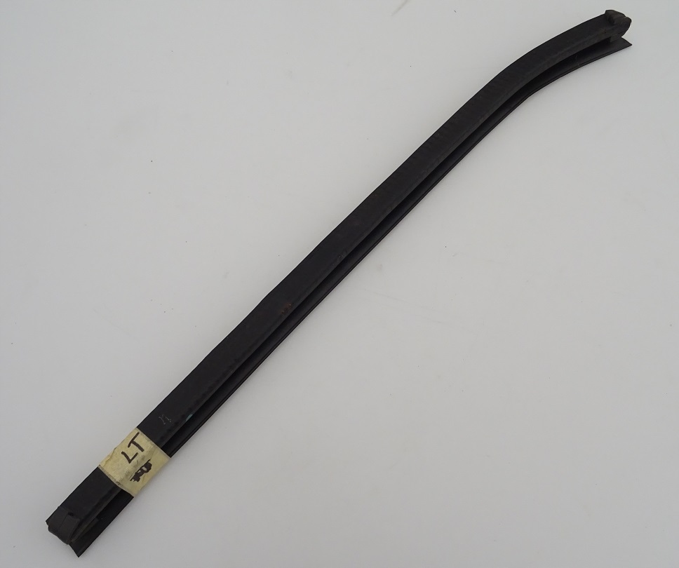 фото №1, 2015 ford f150 прокладка дверь резиновый элемент parapet задняя