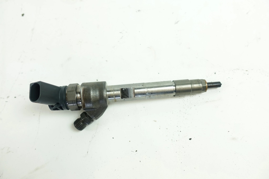 Купити Toyota avensis t29 форсунка 8514146