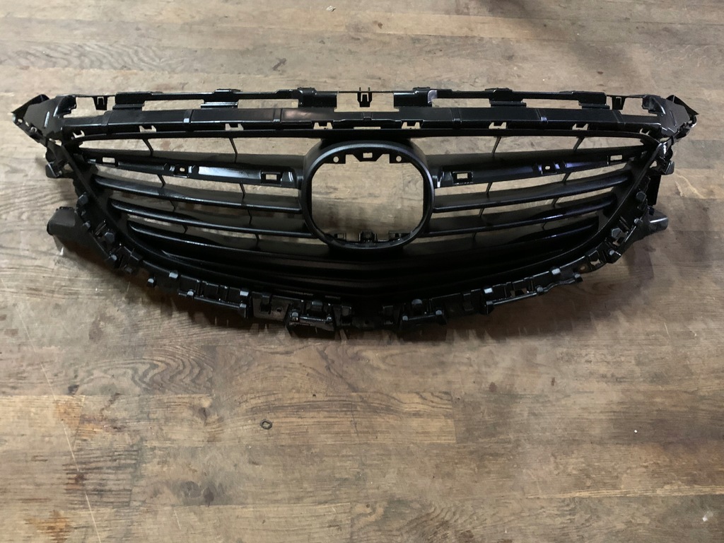 фото №1, Mazda 6 iii решётка радиатора решётка радиатора бампера перед