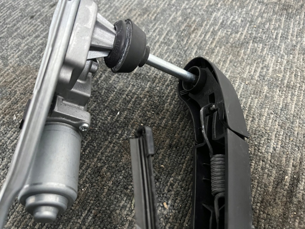 фото №12, Bmw x1 f48 lci lift 2.0 d 2019r моторчик дворники задняя задний оригинал