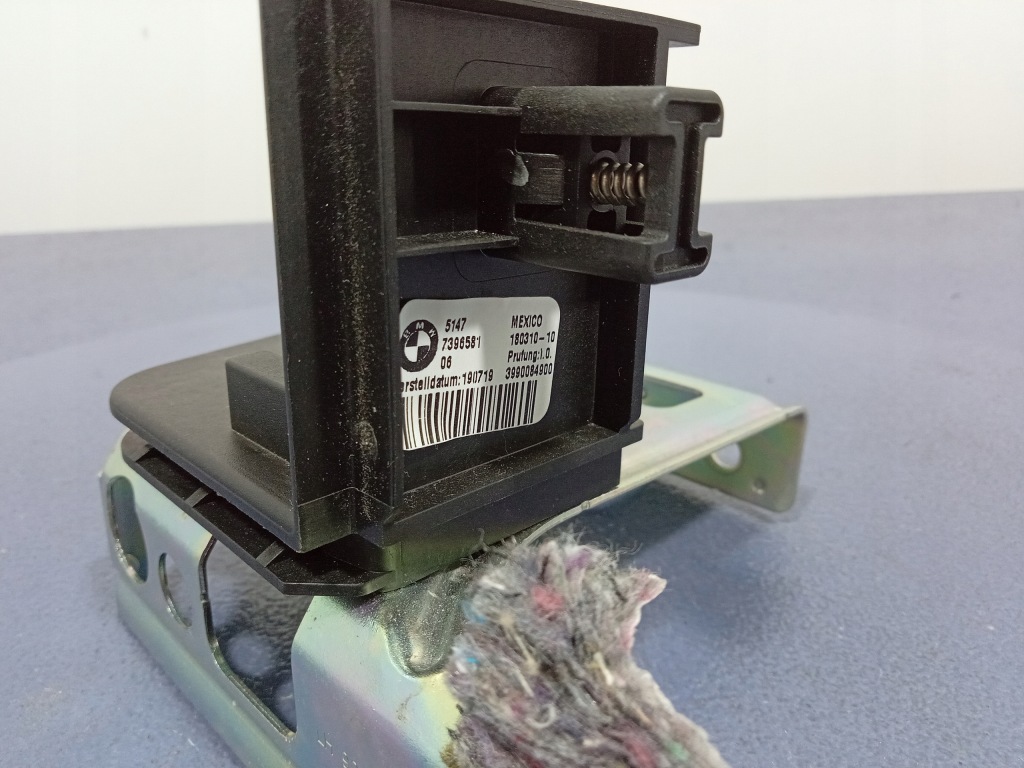 фото №6, Bmw x3 g01 x3m f97 кронштейн шторка багажника ліва 7396581