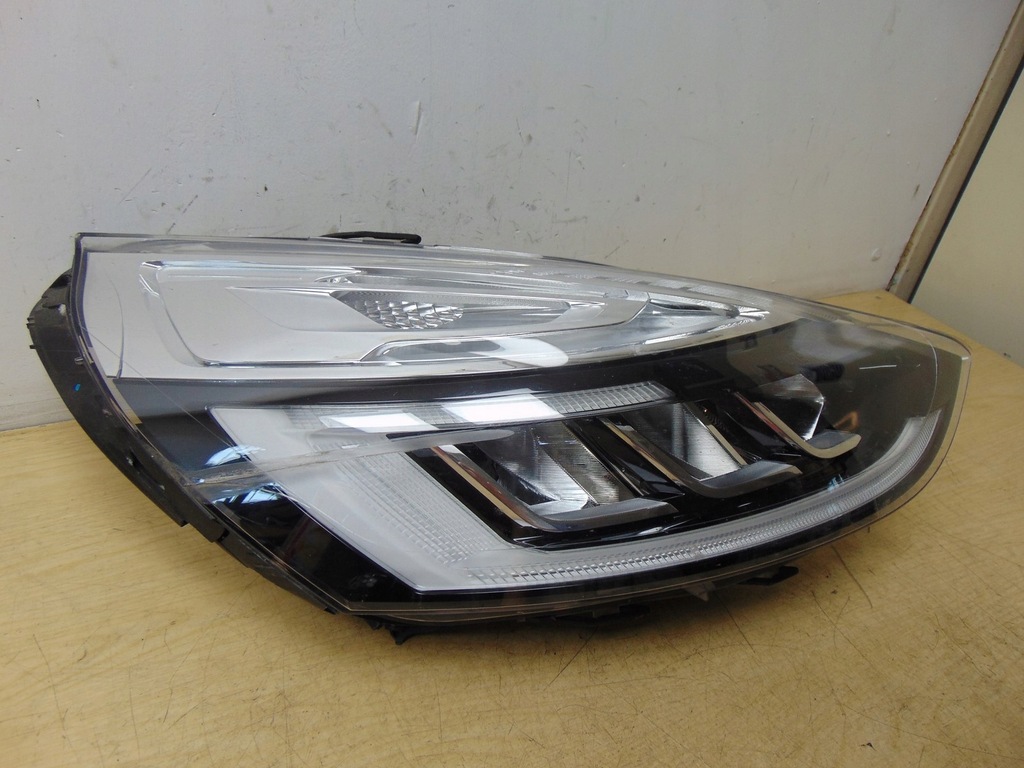 фото №2, Лампа права перед renault clio iv full led europa