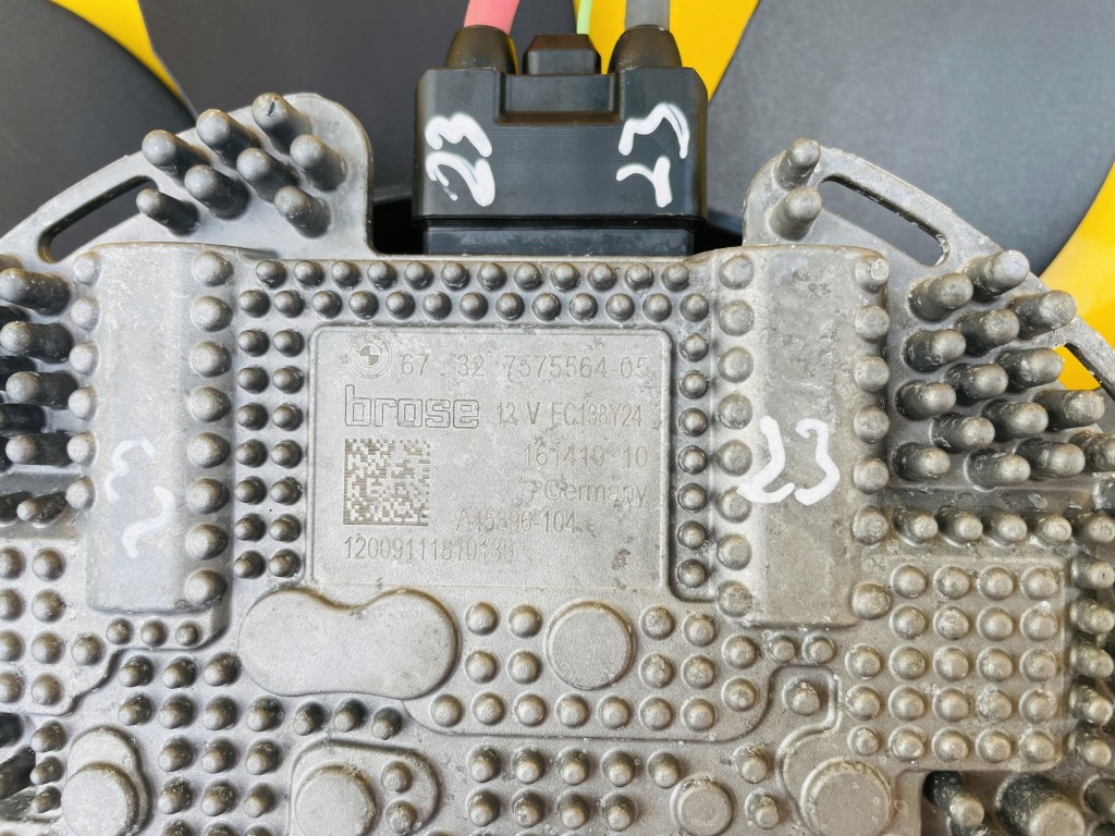 Двигатель вентилятора радиатора bmw 750i f01 f02 n63b44a 7575564 Цена