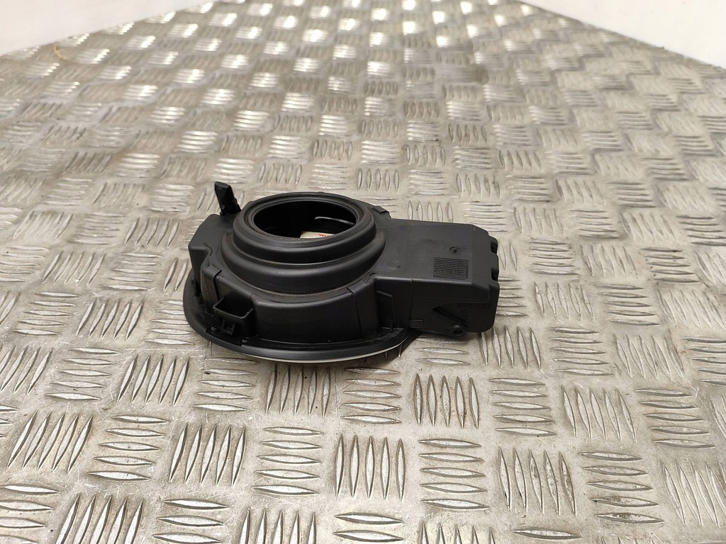 фото №5, Peugeot 308 2016 горловина / вкладиш заливної пального