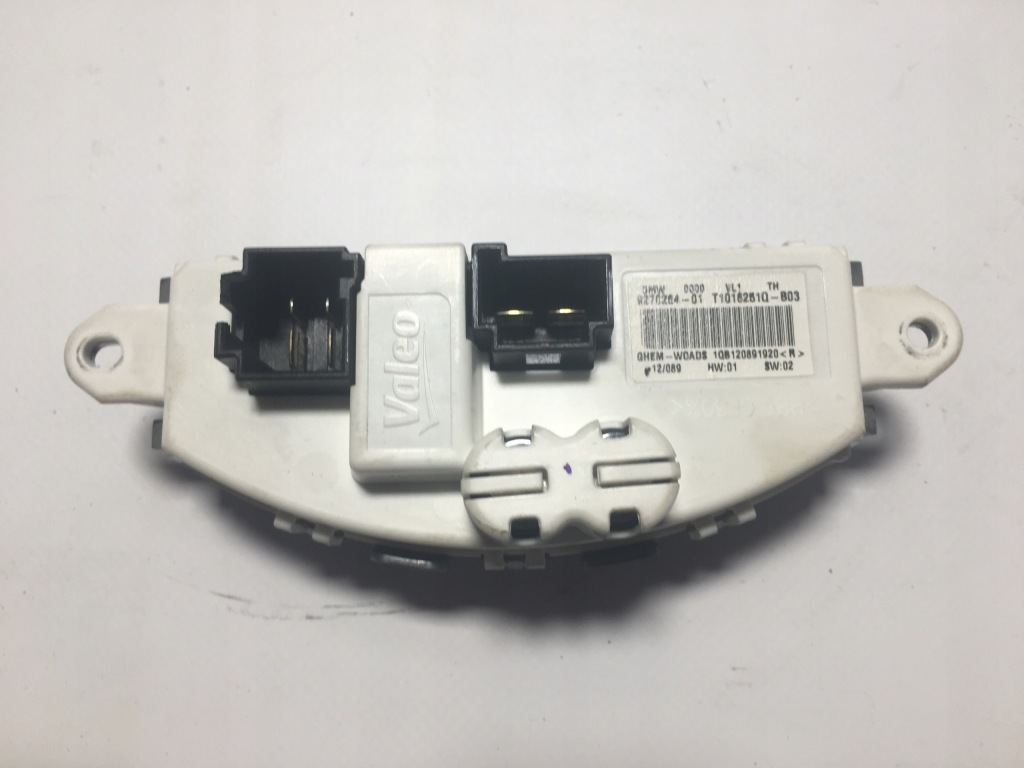 фото №1, Резистор вентилятор резистор bmw f20 1.6 d 9270254