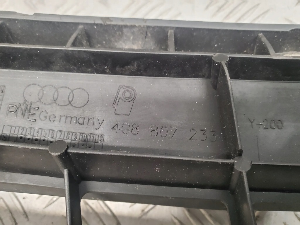 фото №9, Audi a7 s7 4g 4g8807233 з передній решітка радіатора