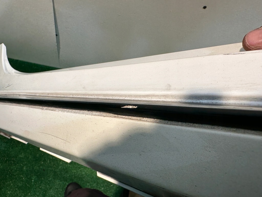 фото №9, Merc c-klasa w205 amg coupe молдинг порог правая