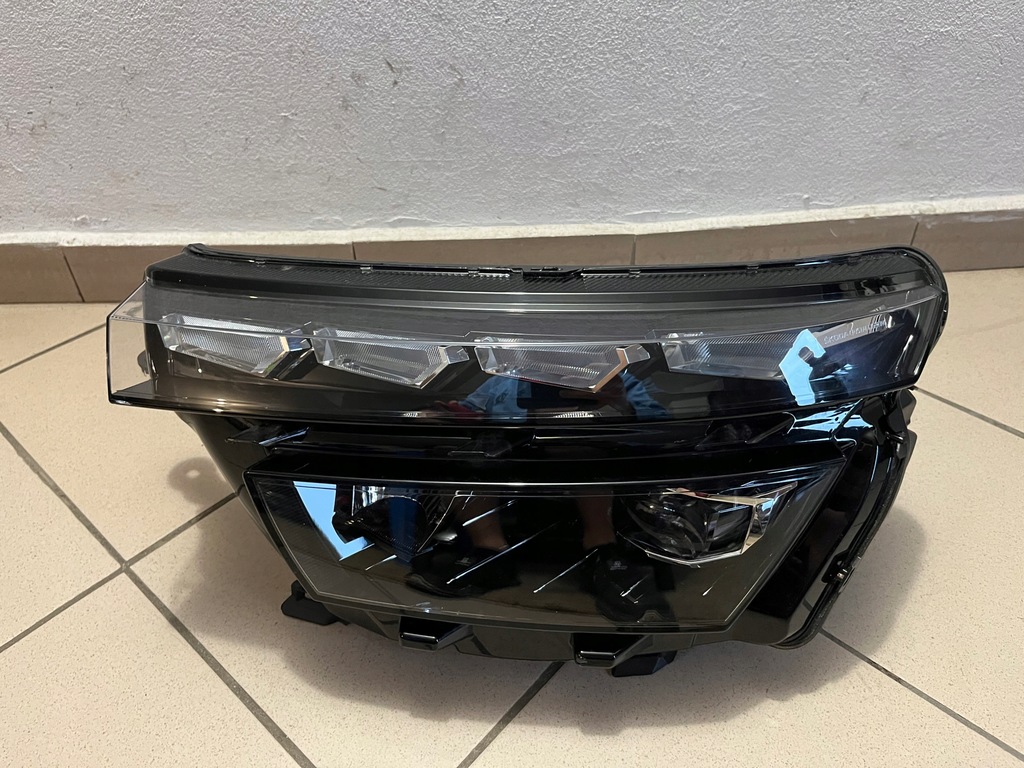 фото №1, Skoda kamik kamiq full led 658 лампа передняя перед левая