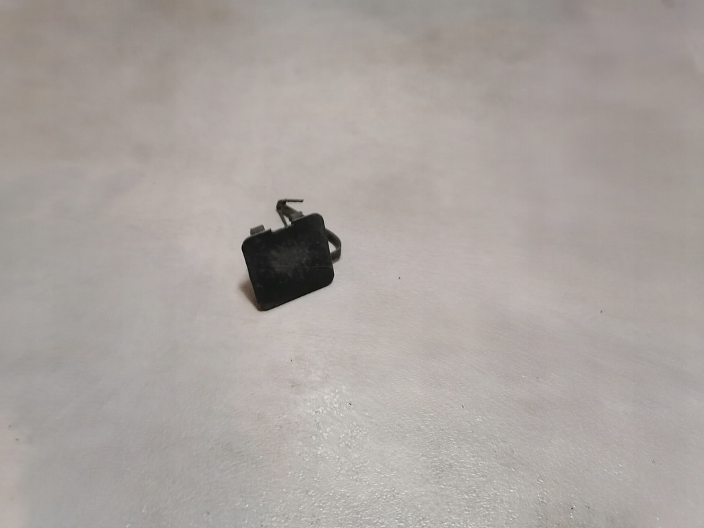 фото №1, Renault espace iii заглушка фаркоп бампера sq1193