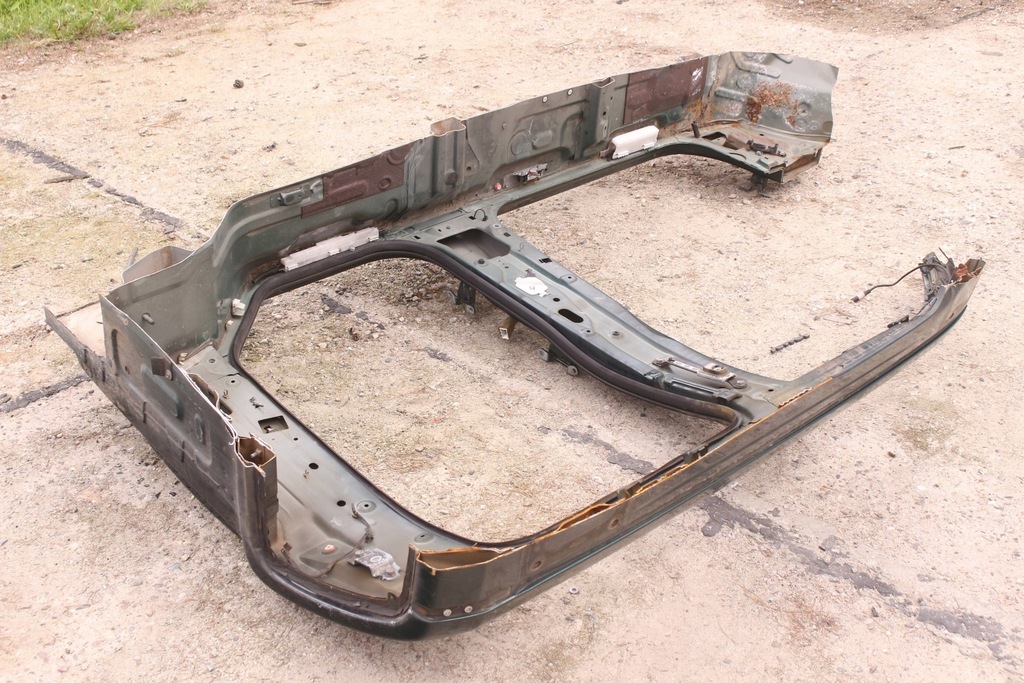 фото №13, Правий bok поріг блок двигуна nissan navara d40