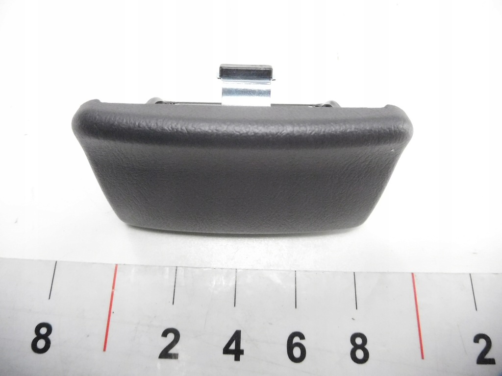 фото №5, Пепельница toyota corolla avensis 74109-12020-p0