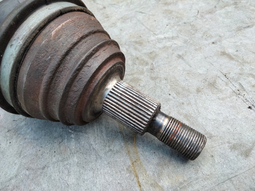 Приводной вал vw golf iv 1.8 4x4 Оригинал