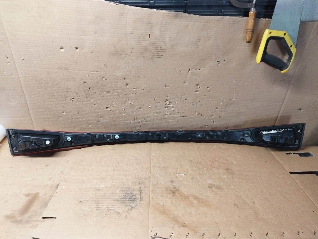 фото №6, Mercedes eqa a2439062900 лампа накладка задня