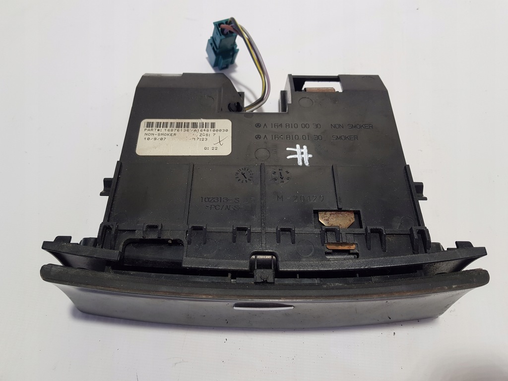 фото №1, Mercedes ml w164 gl x164 бардачок попільничка 1648100030