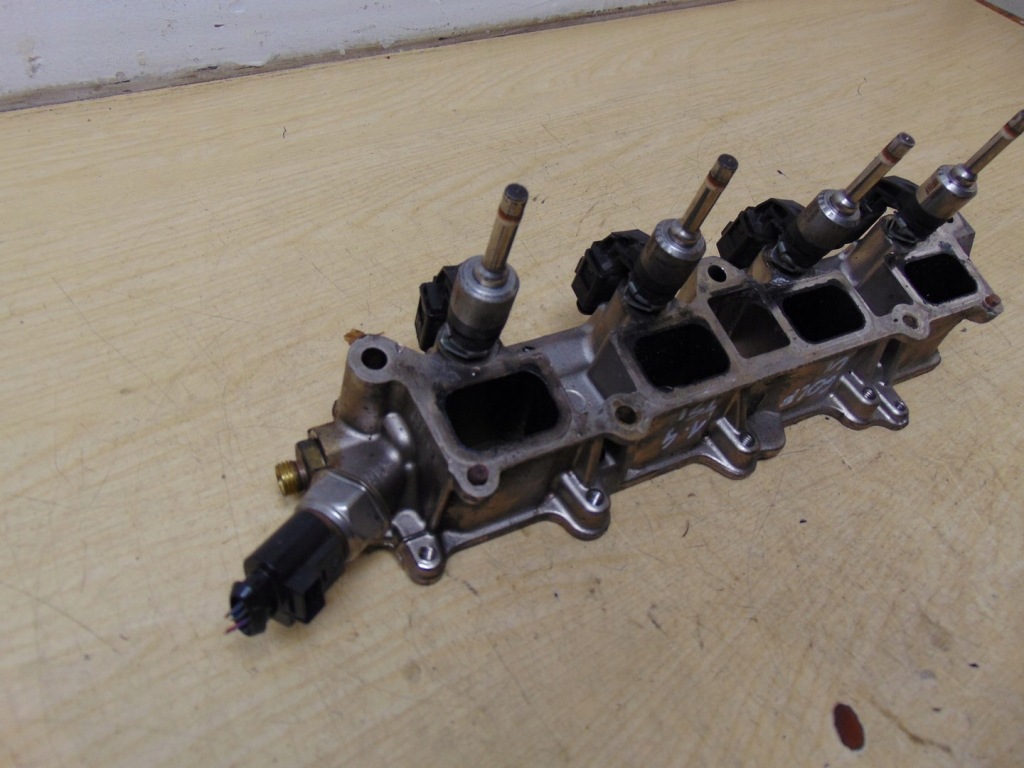 фото №6, Молдинг упорскування + форсунки vw golf vi 1.4 tsi