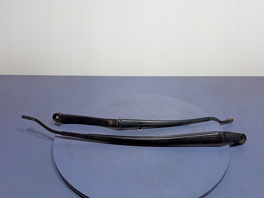 фото №1, Toyota rav4 iii xa30 05- важелі двірник перед eu kpl