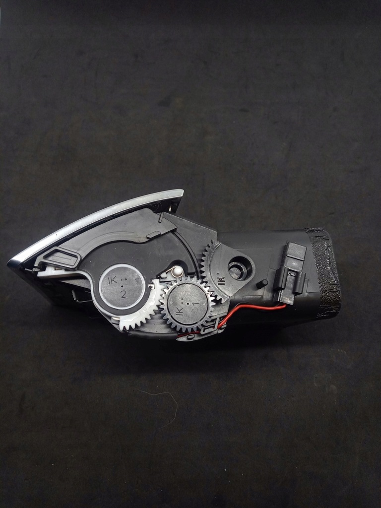 фото №7, Решітка обдув audi a8 d3 4e0820901