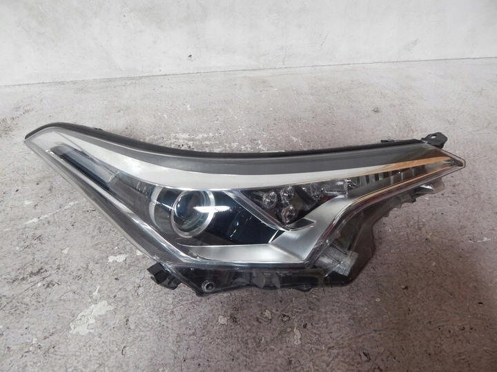 фото №1, Лампа правая передняя toyota chr 17-22 лампочка c-hr ch-r перед