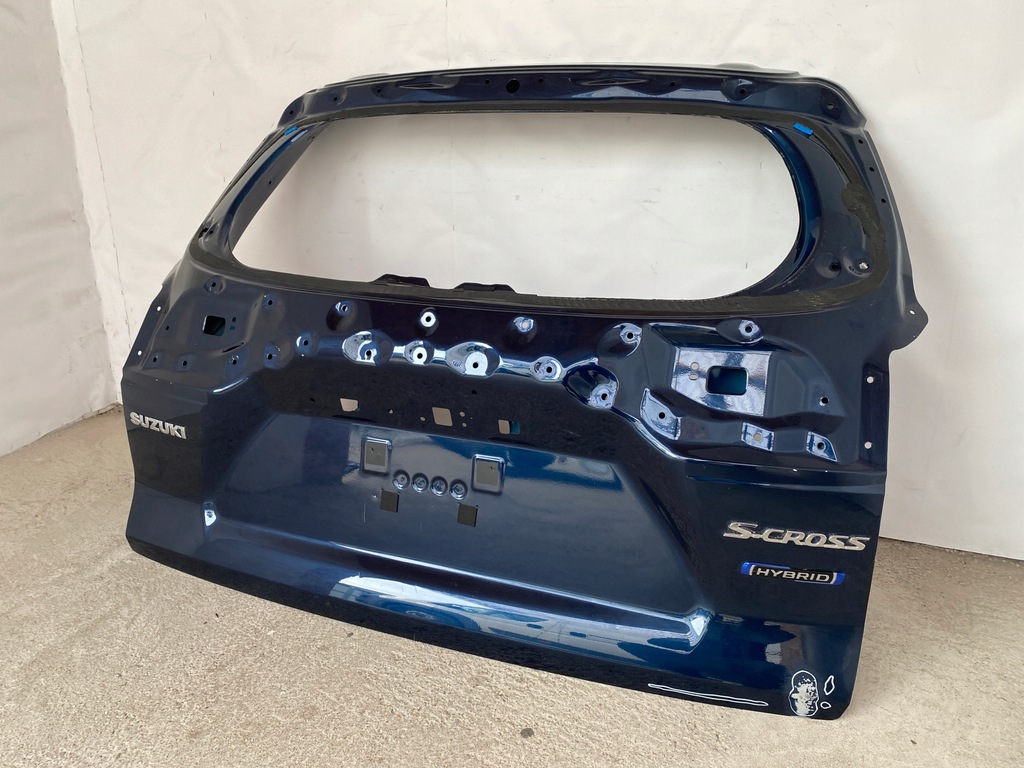 фото №8, Suzuki sx-4 s-cross 2022r- крышка багажника багажника задняя