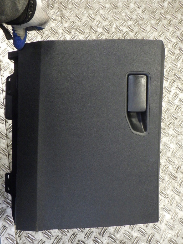 фото №1, Peugeot 5008 ii бардачок пасажира europa